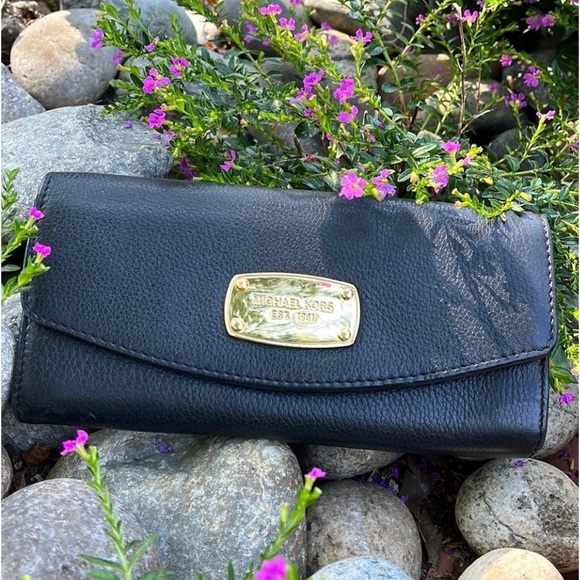 Michael kors Fulton leather hobo bag with matching wallet - Picture 15 of 16